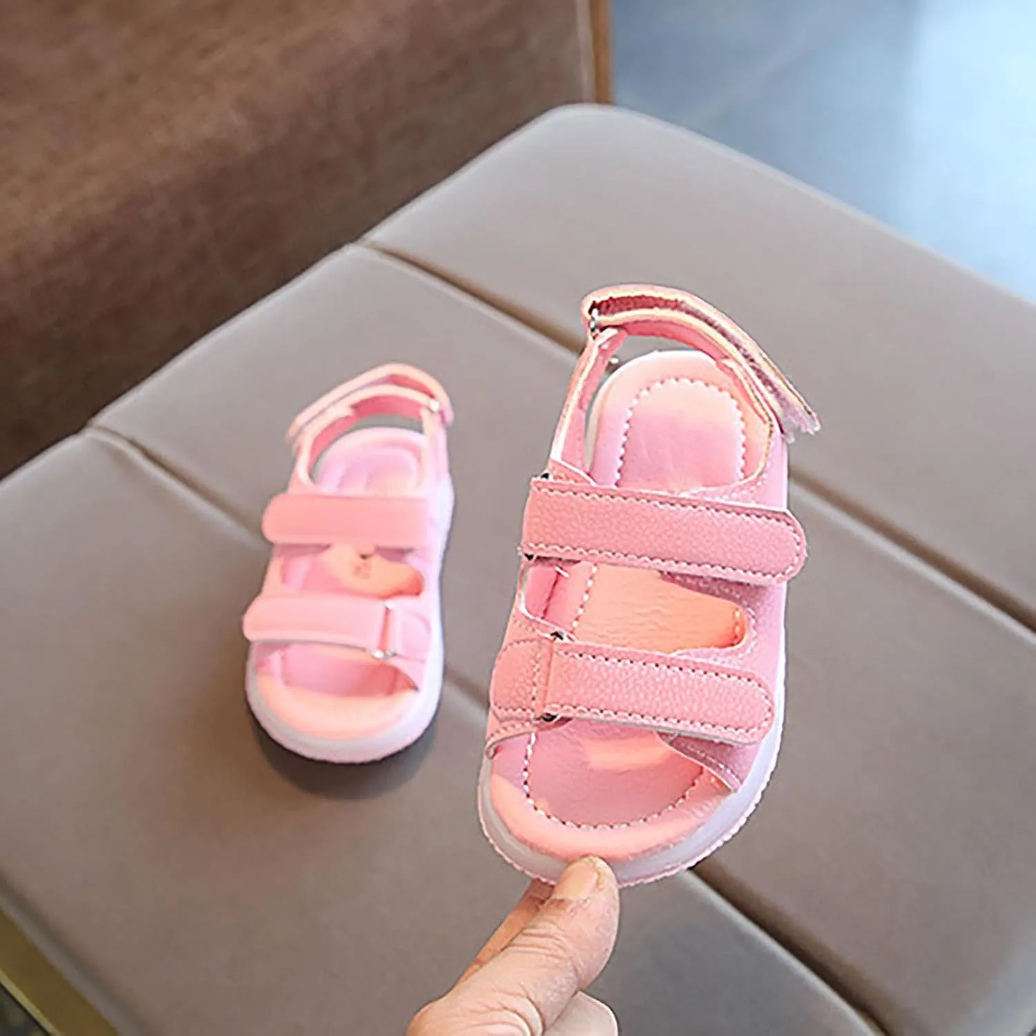 Girls LED Light Up Sandals, Slip On aterproof Adjustable Strap Open Toe Water Shoes for Toddler/ittle Kids