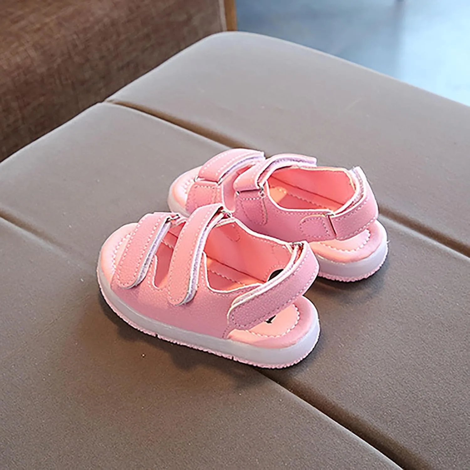 Girls LED Light Up Sandals, Slip On aterproof Adjustable Strap Open Toe Water Shoes for Toddler/ittle Kids
