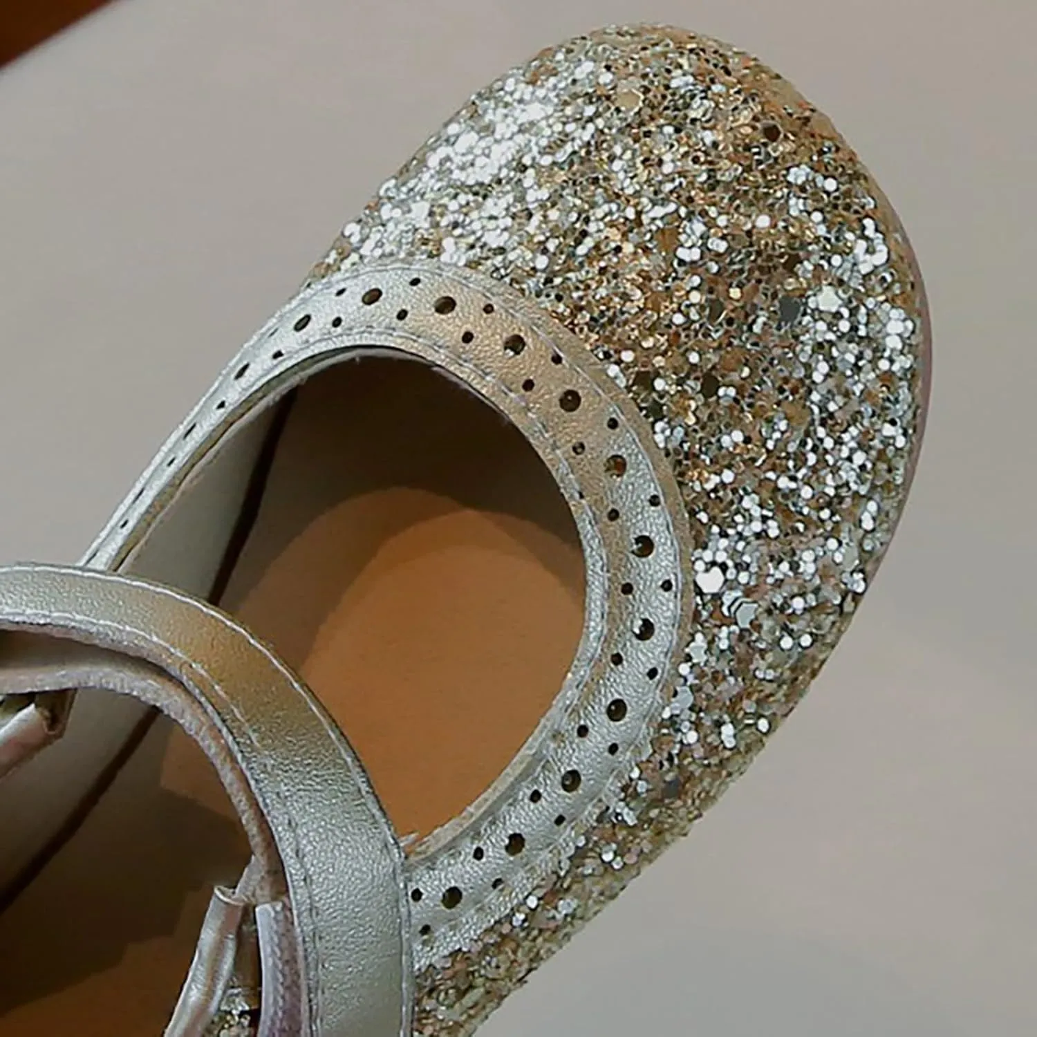 Girls Sequins Sandals Kids Summer Dress Dance Shoes Baby Toddler ow Heel Soft Sole Loafers Casual Comfy Trendy Shoes
