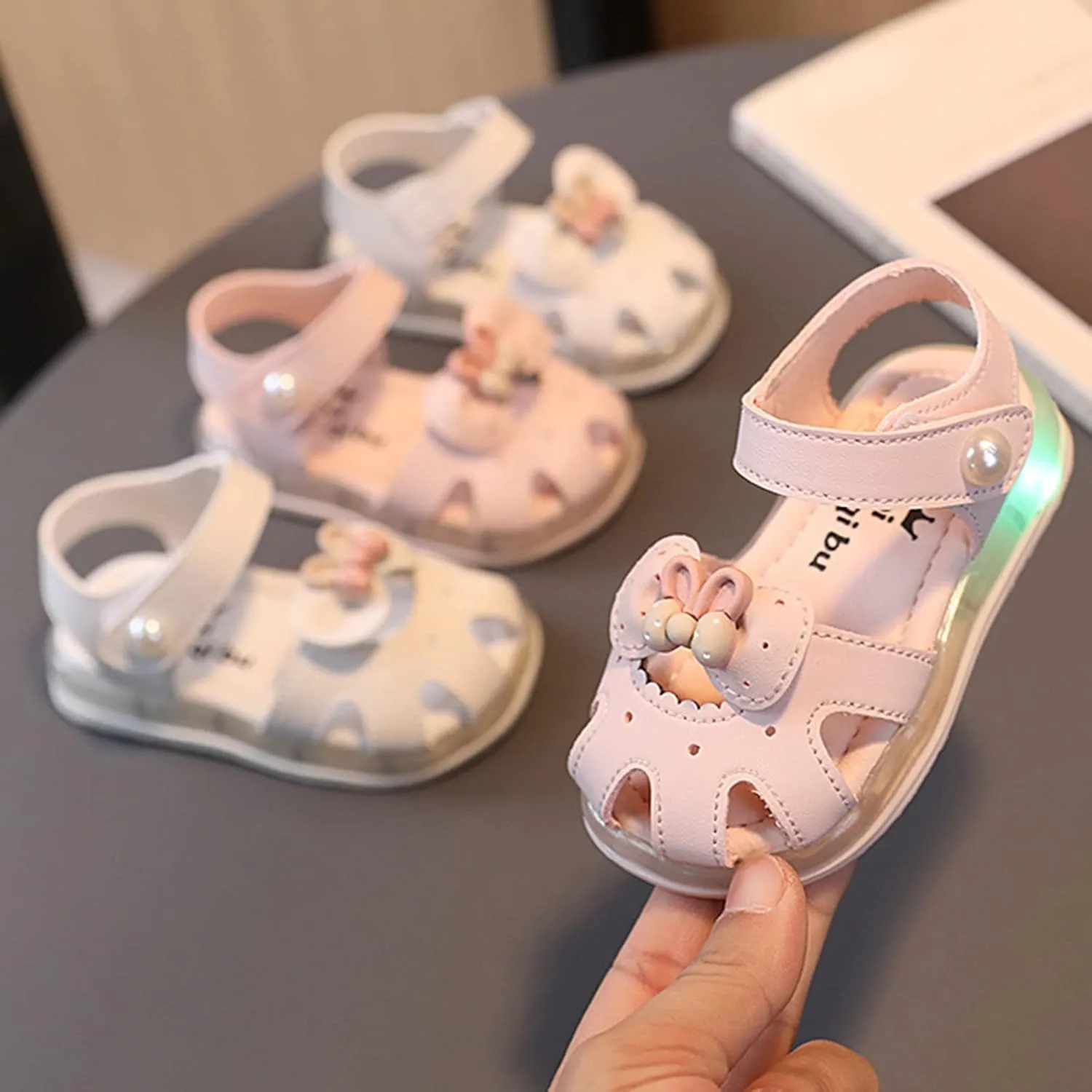 Kids Flat Sole Shoes Children Shoes Fashion Sandals Light Shoes Summer Baby Soft Soled Walking Girls Princess