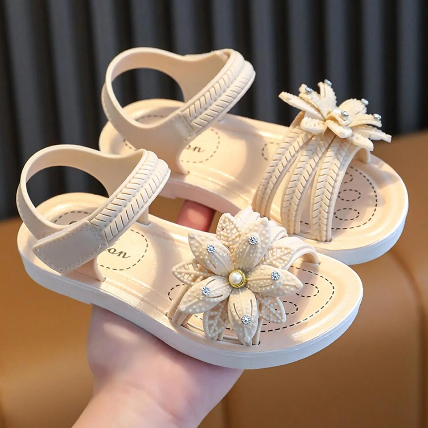 Kids Soft Sole Shoes Children Shoes Girls Sandals Summer Soft Sole Non Slip Comfortable Fashion Princess Shoes