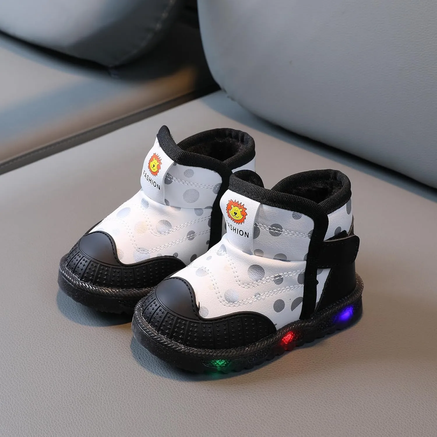 Kids Winter Fleeced Snow Boots Baby Boys Girls Light Up Boots with Warm Liing Toddler Slip Resistan Outdoor Shoes