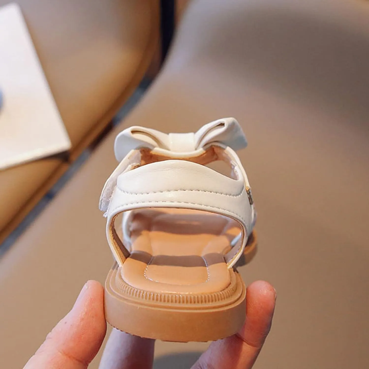 sfdgfhyf Unisex Kids Solid Color Foot Warmer Girls' Sandals Summer Baby Girls' Soft Sole Embroidered Children's Shoes