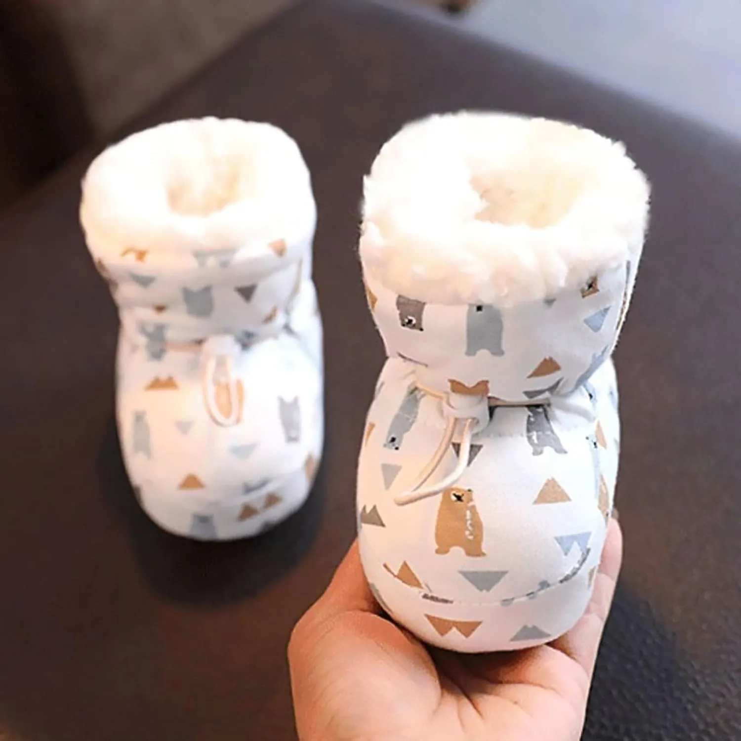 Warm Furry Baby Boots 2024 Newborn Cozy Fleece Furry Fuzzy Booties Winter Anti Slip Soft Sole Cute Snow Shoes