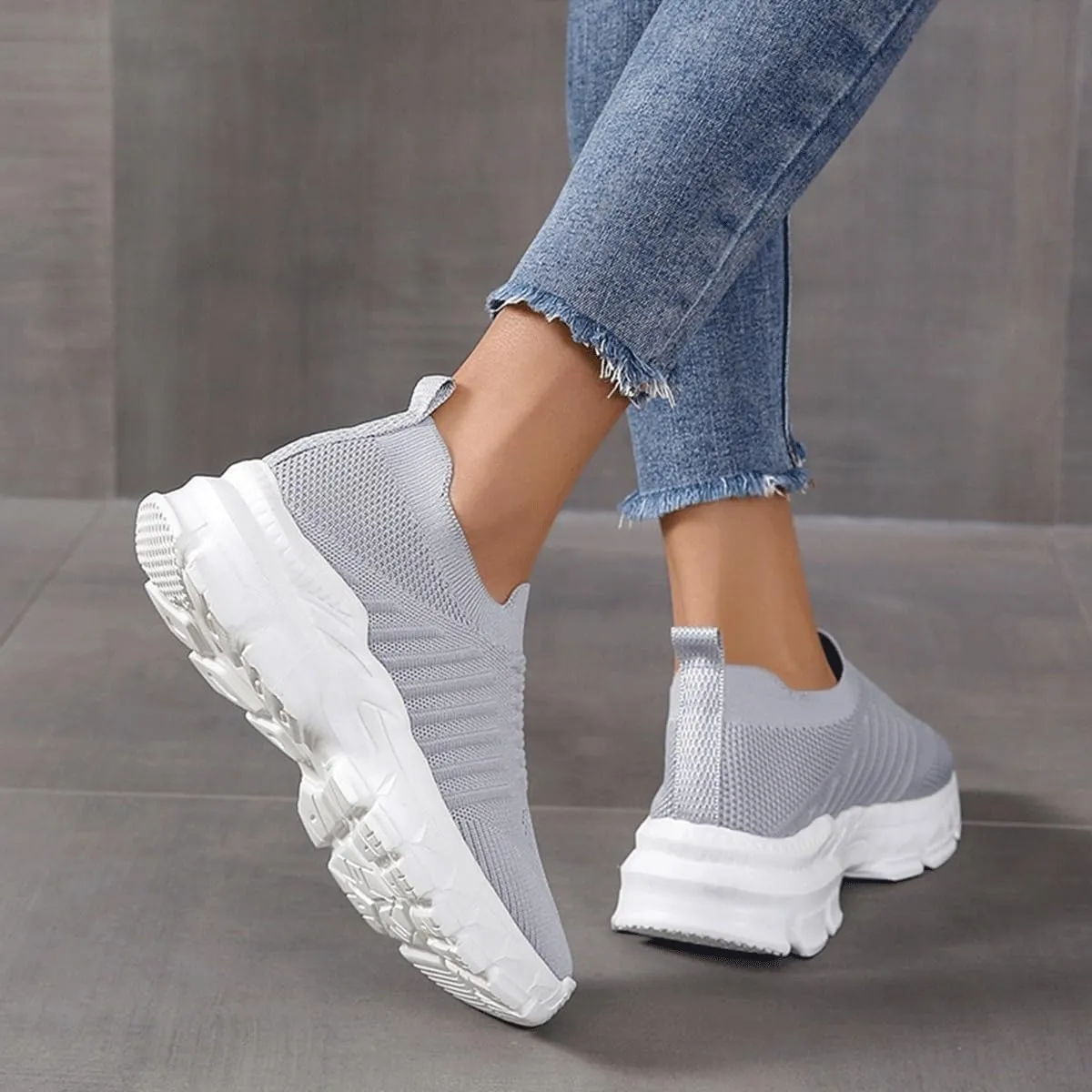 Women's Sneakers Knitted Mesh Breathable Walking Shoes Slip On Running Shoes Non-Slip Sneakers Athletic Fashion Tennis Sneakers Mesh Workout Outdoor Leisure Sports Shoes